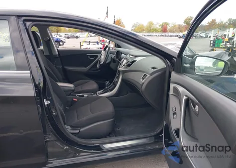 2016 Hyundai Elantra Value Edition z USA, uszkodzony, nr VIN KMHDH4AEXGU601653